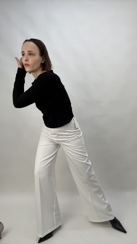Beyaz Regular Fit Kumaş Pantolon