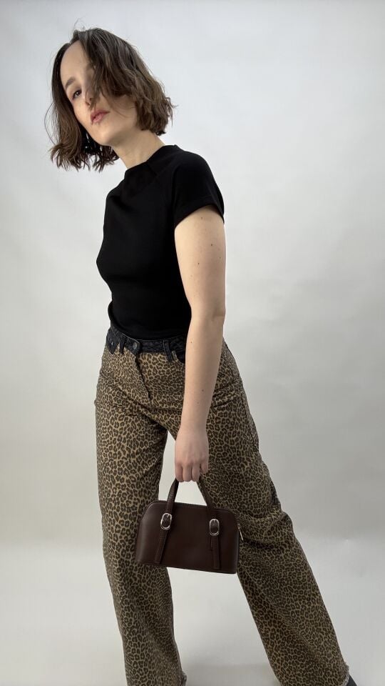 Kısa Kollu Siyah Body